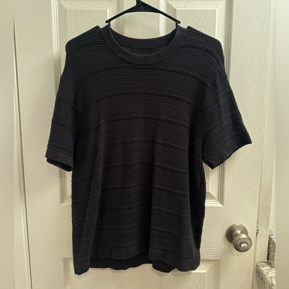 Hollister T shirt